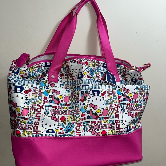 Hello Kitty Pink & White Duffle Bag - Carry On/Overnight Travel Tote NWT - Picture 6 of 16